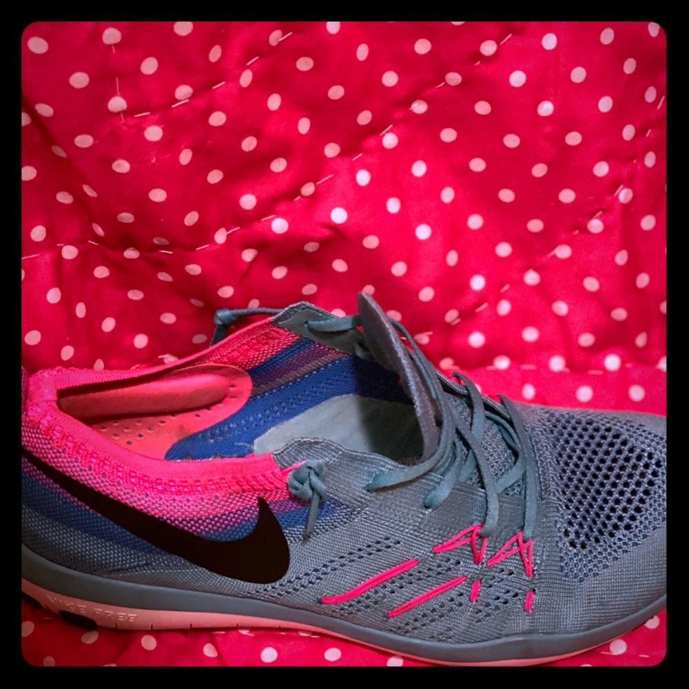 Nike women’s shoes. Size 11